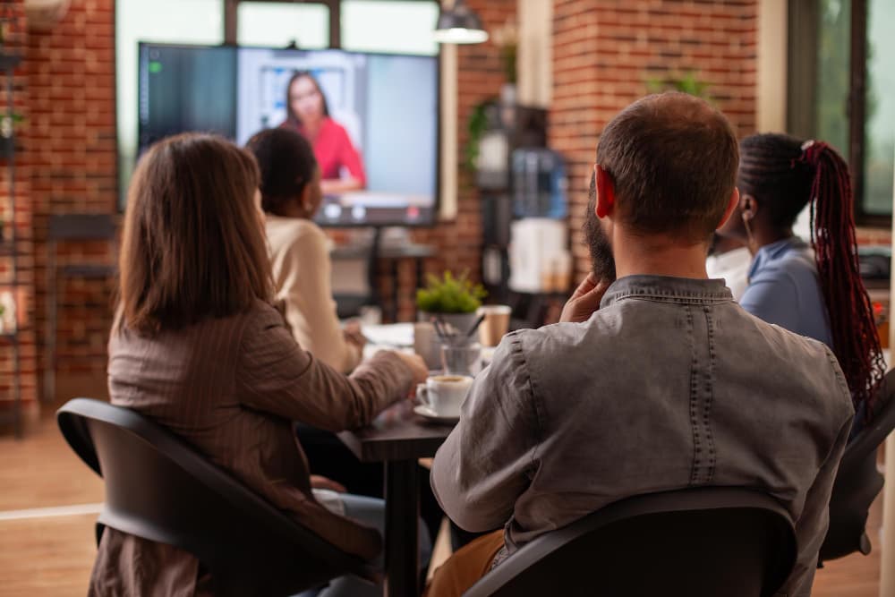 Live Streaming and Corporate Video Production Transform Business Training in UAE | c.live